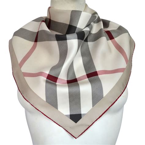 foulard burberry soie|écharpe burberry femme.